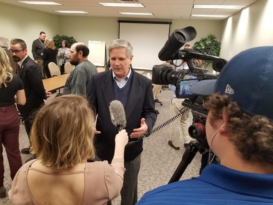 February 2019 - Senator Hoeven holds a USPS roundtable in Fargo.